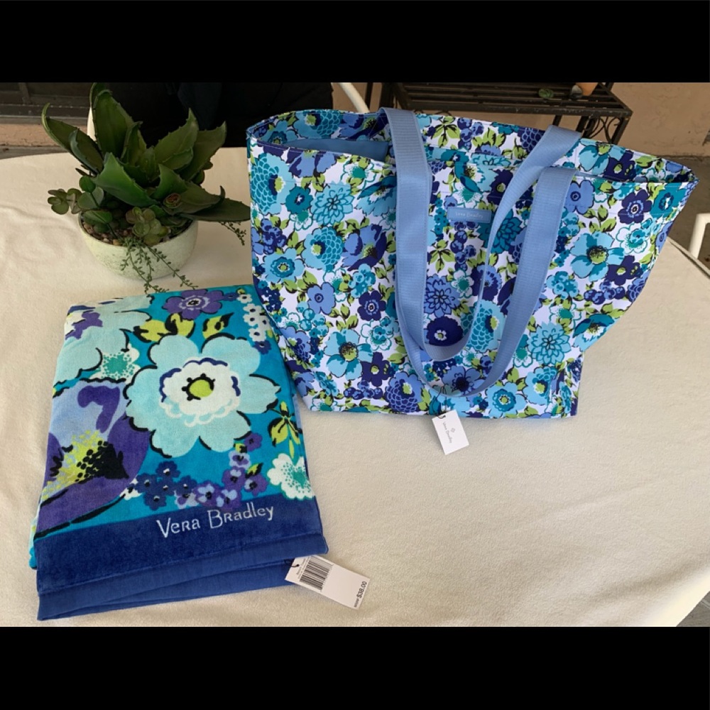 Vera Bradley Beach Bag w/ matching Towel